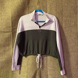 Tresics tricolor long sleeve cropped sweater - Size L